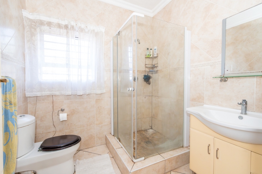 5 Bedroom Property for Sale in Myburgh Park Western Cape